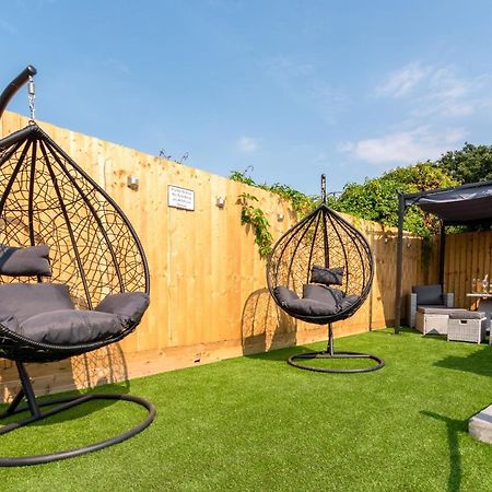 Exquisite Cardiff Apartments- With Garden Lounge & Games Room Zewnętrze zdjęcie