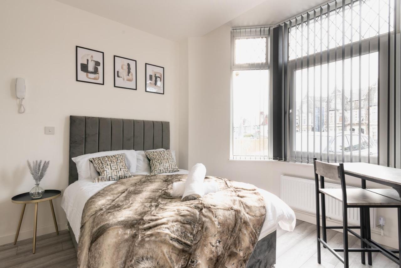 Exquisite Cardiff Apartments- With Garden Lounge & Games Room Zewnętrze zdjęcie