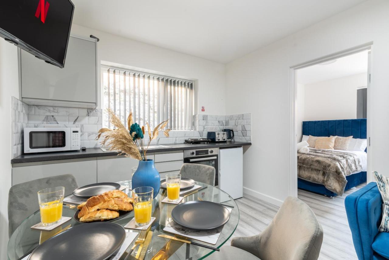 Exquisite Cardiff Apartments- With Garden Lounge & Games Room Zewnętrze zdjęcie