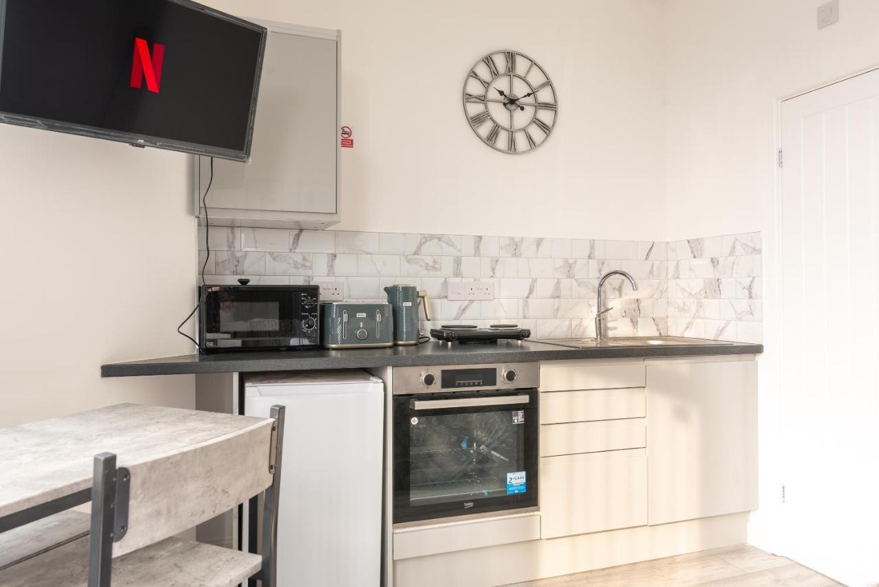 Exquisite Cardiff Apartments- With Garden Lounge & Games Room Zewnętrze zdjęcie