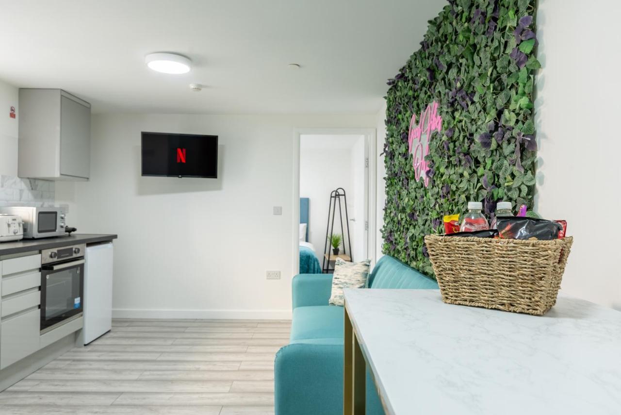 Exquisite Cardiff Apartments- With Garden Lounge & Games Room Zewnętrze zdjęcie