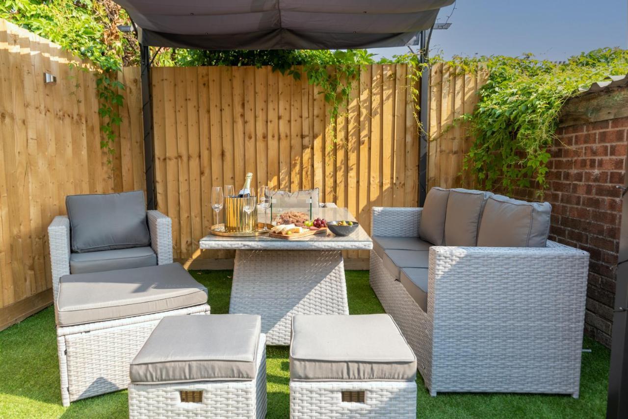 Exquisite Cardiff Apartments- With Garden Lounge & Games Room Zewnętrze zdjęcie